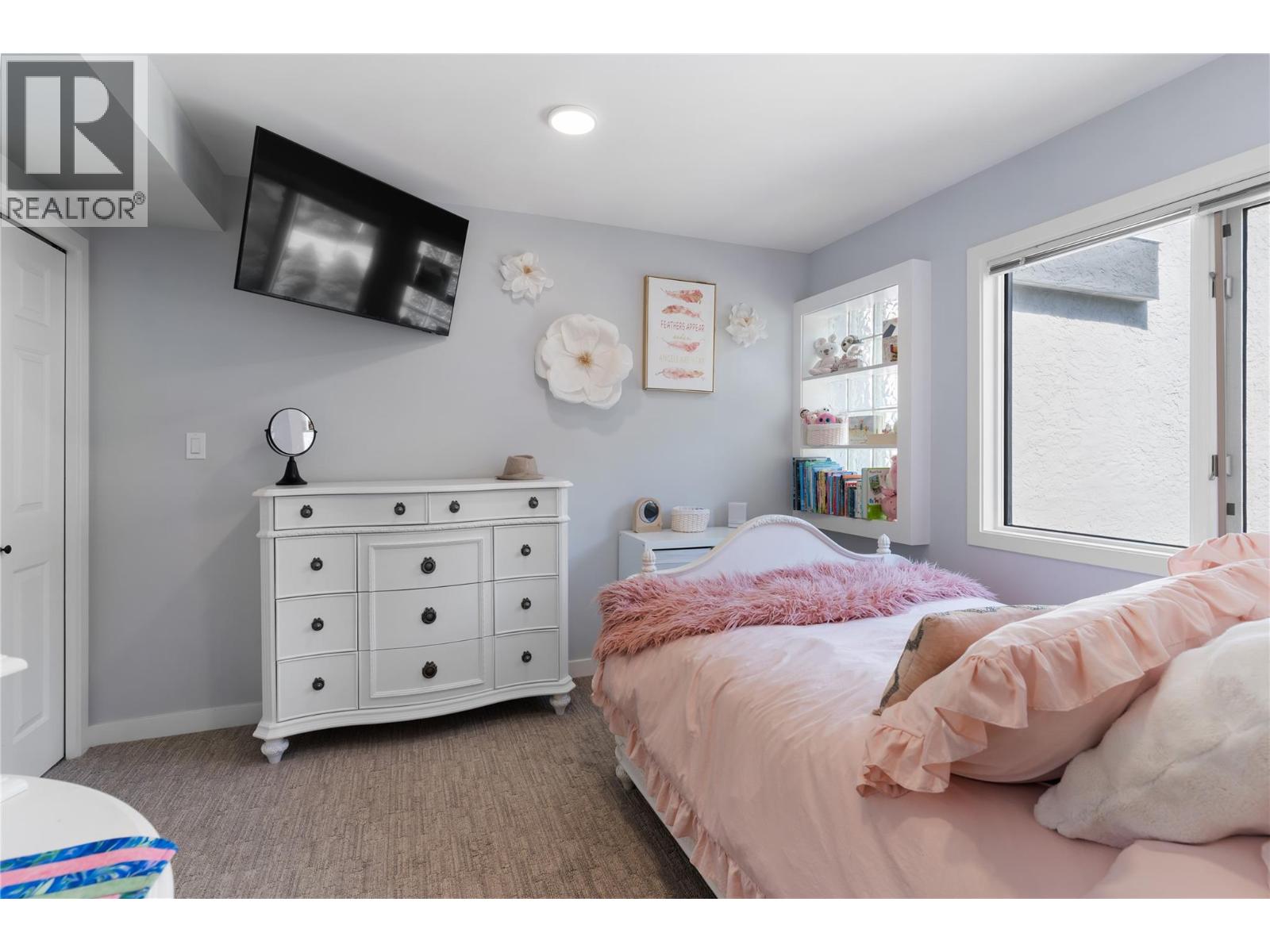 2060 Bennett Road, Kelowna