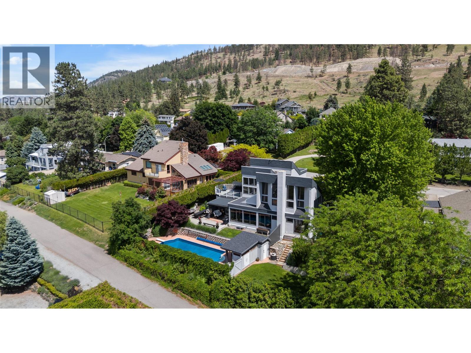 2060 Bennett Road - 6