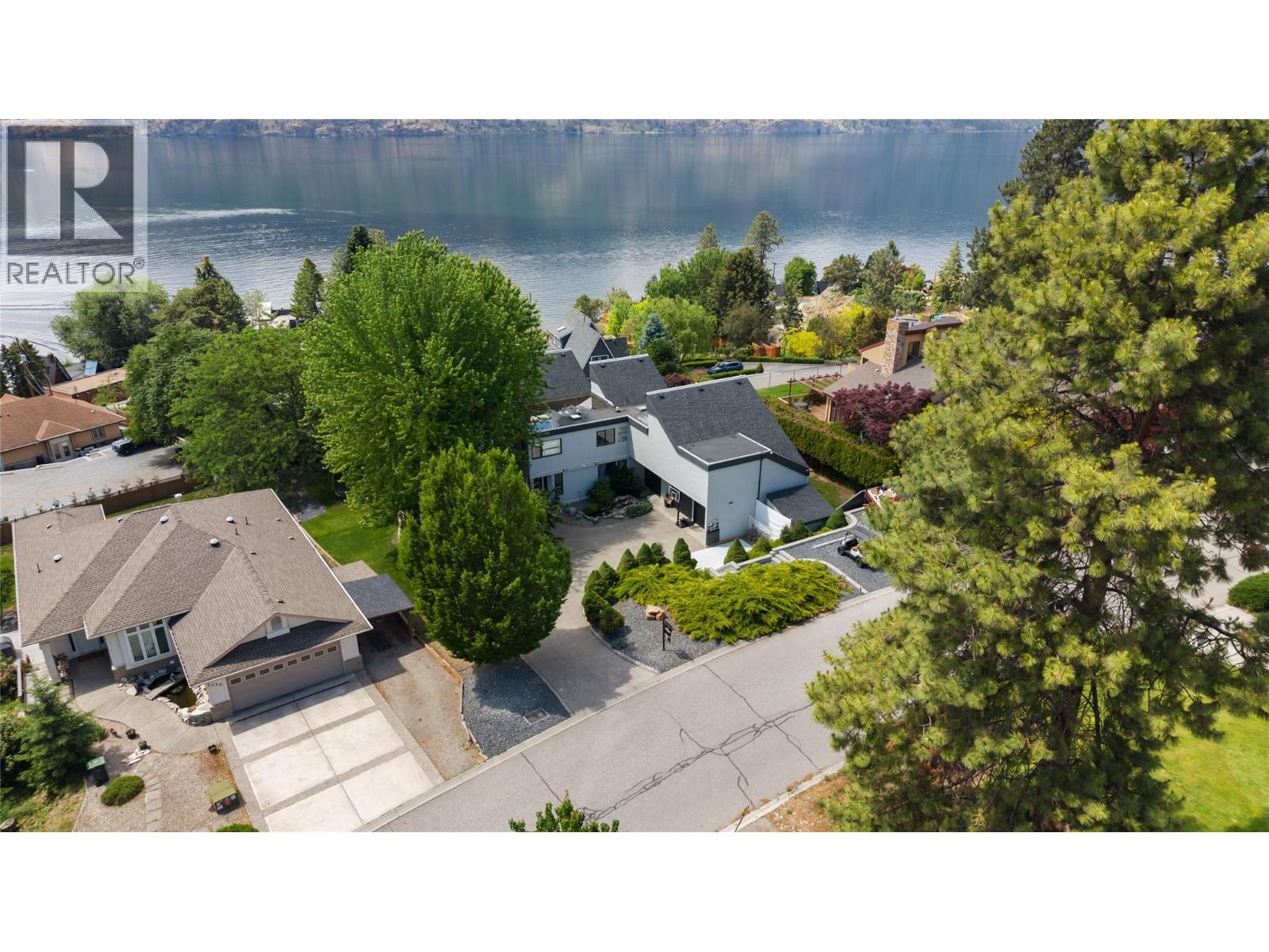2060 Bennett Road, Kelowna