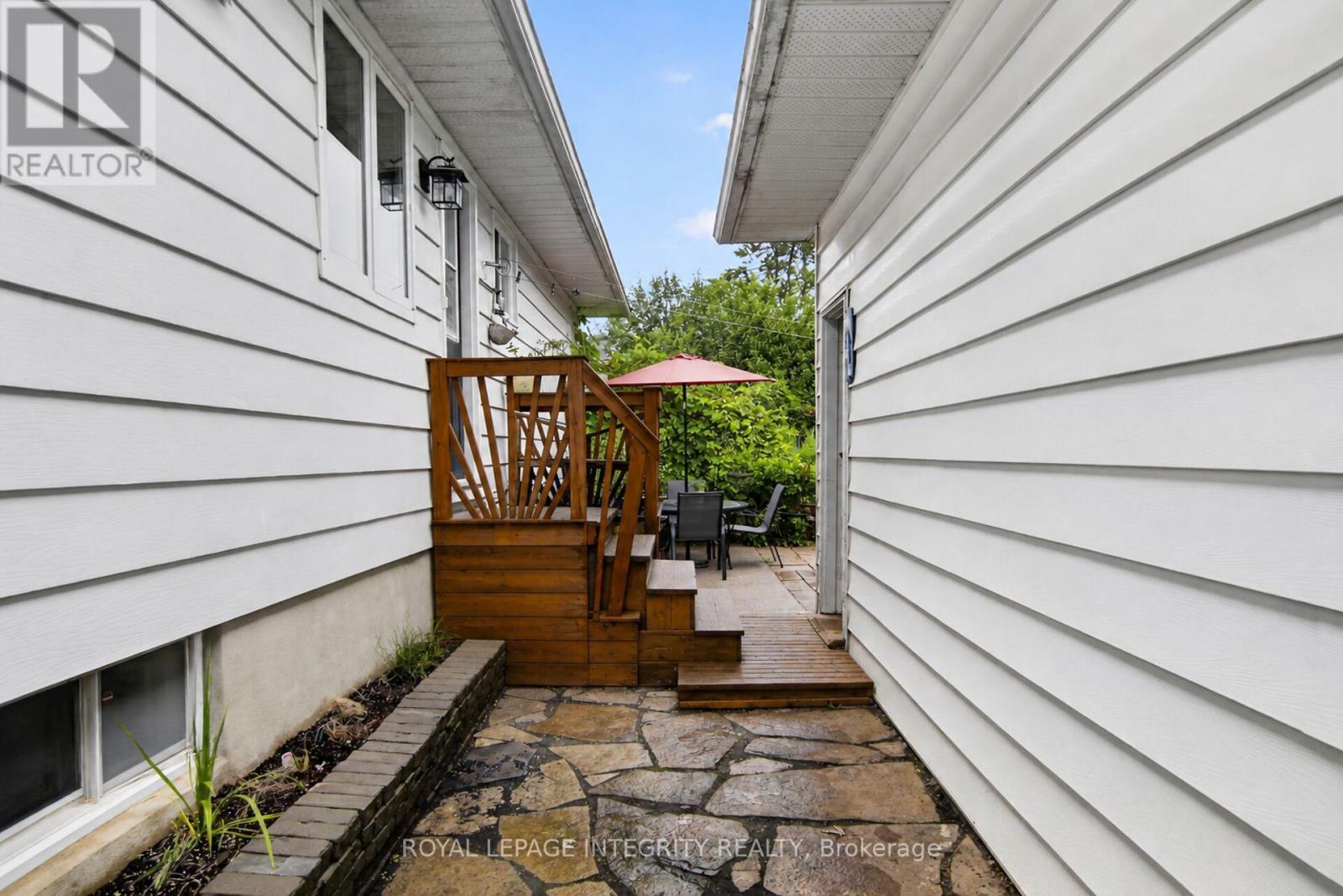 333 CHARRON STREET - Image 38