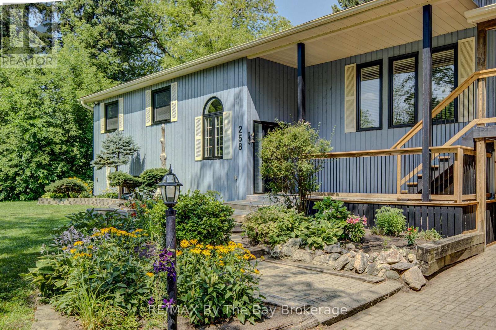 258 SUNNIDALE STREET - 2