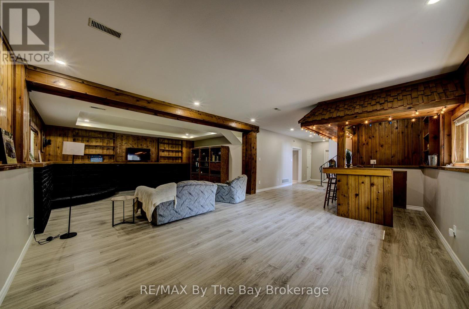 258 SUNNIDALE STREET - Image 29