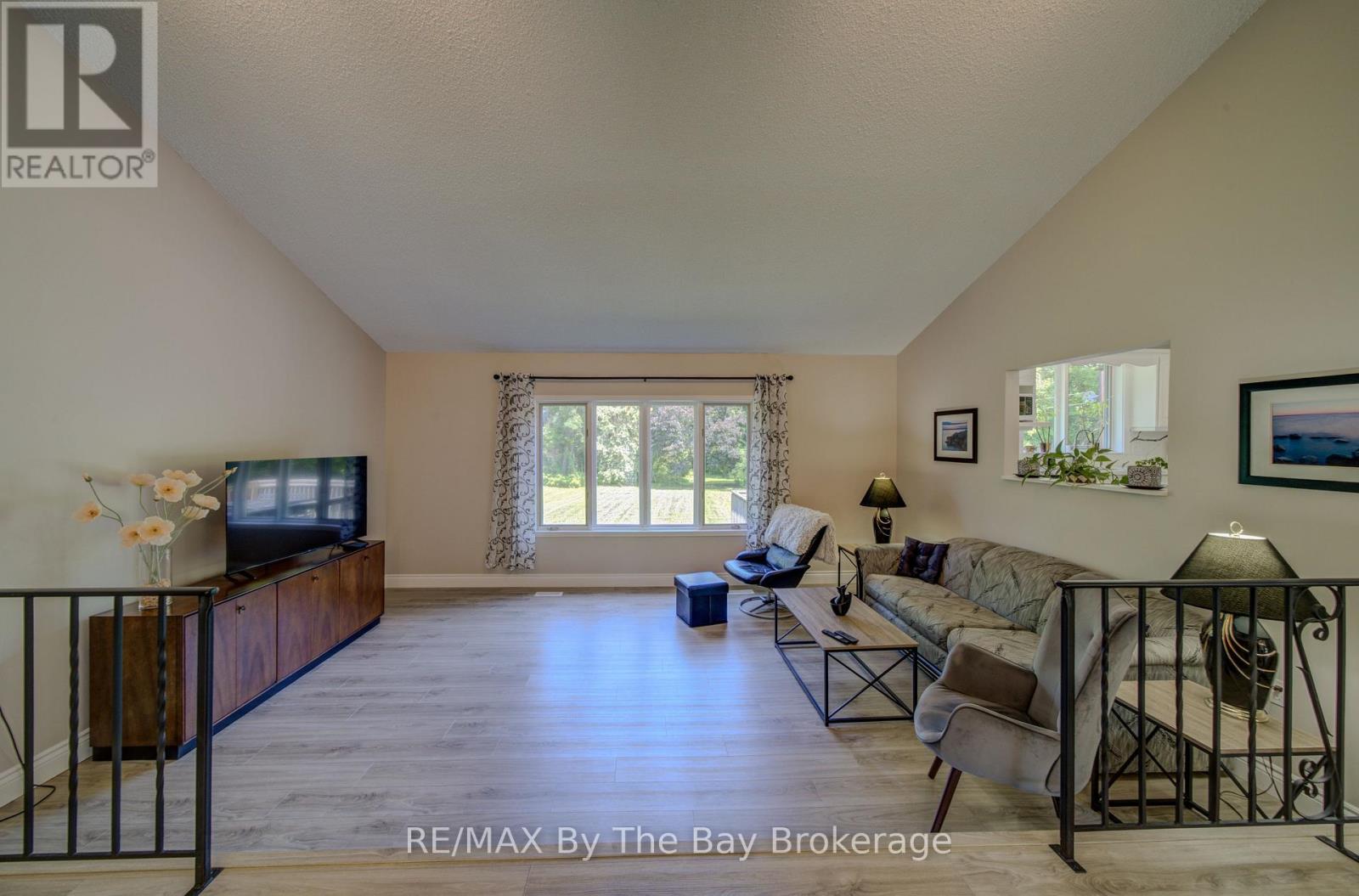 258 SUNNIDALE STREET - Image 7