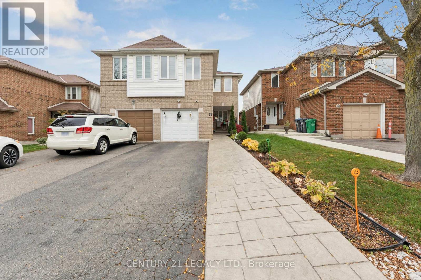 71 TOWNLEY CRESCENT - 1