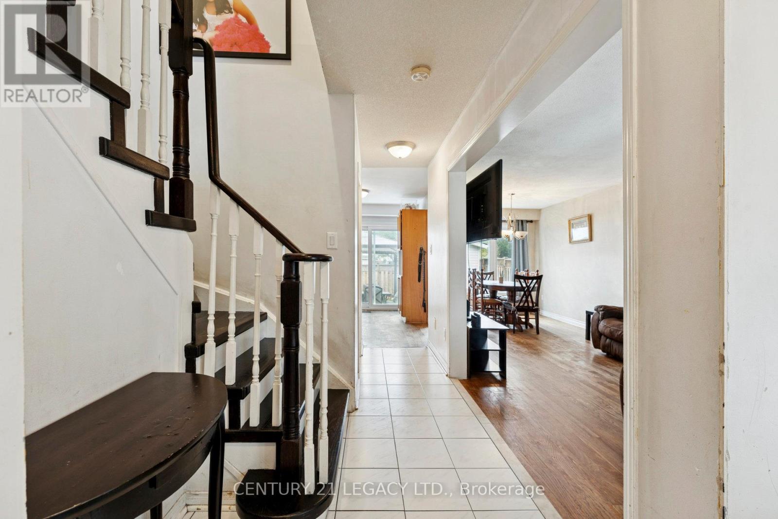 71 TOWNLEY CRESCENT - 5