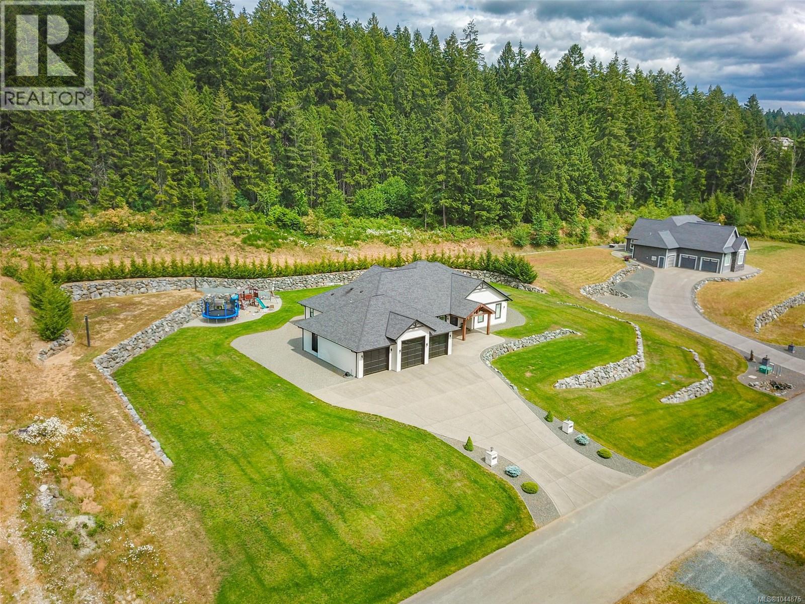 6127 Chase Dr, Port Alberni