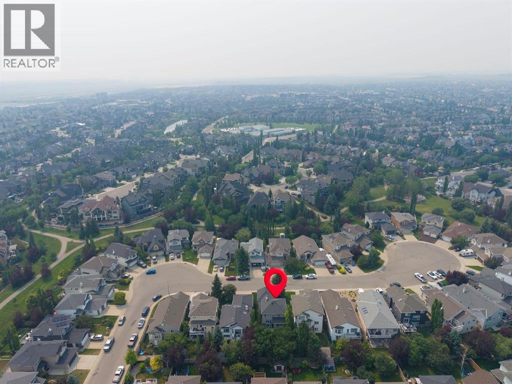 132 Coopers Heights SW - 46