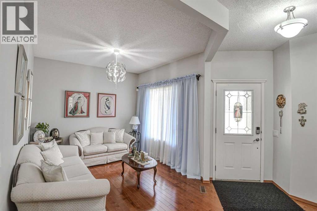 225 Chapala Drive SE - 6