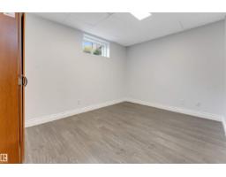 7419 33 Av Nw, Edmonton, AB T6K1J5 Photo 39