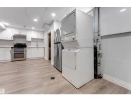 7419 33 Av Nw, Edmonton, AB T6K1J5 Photo 36