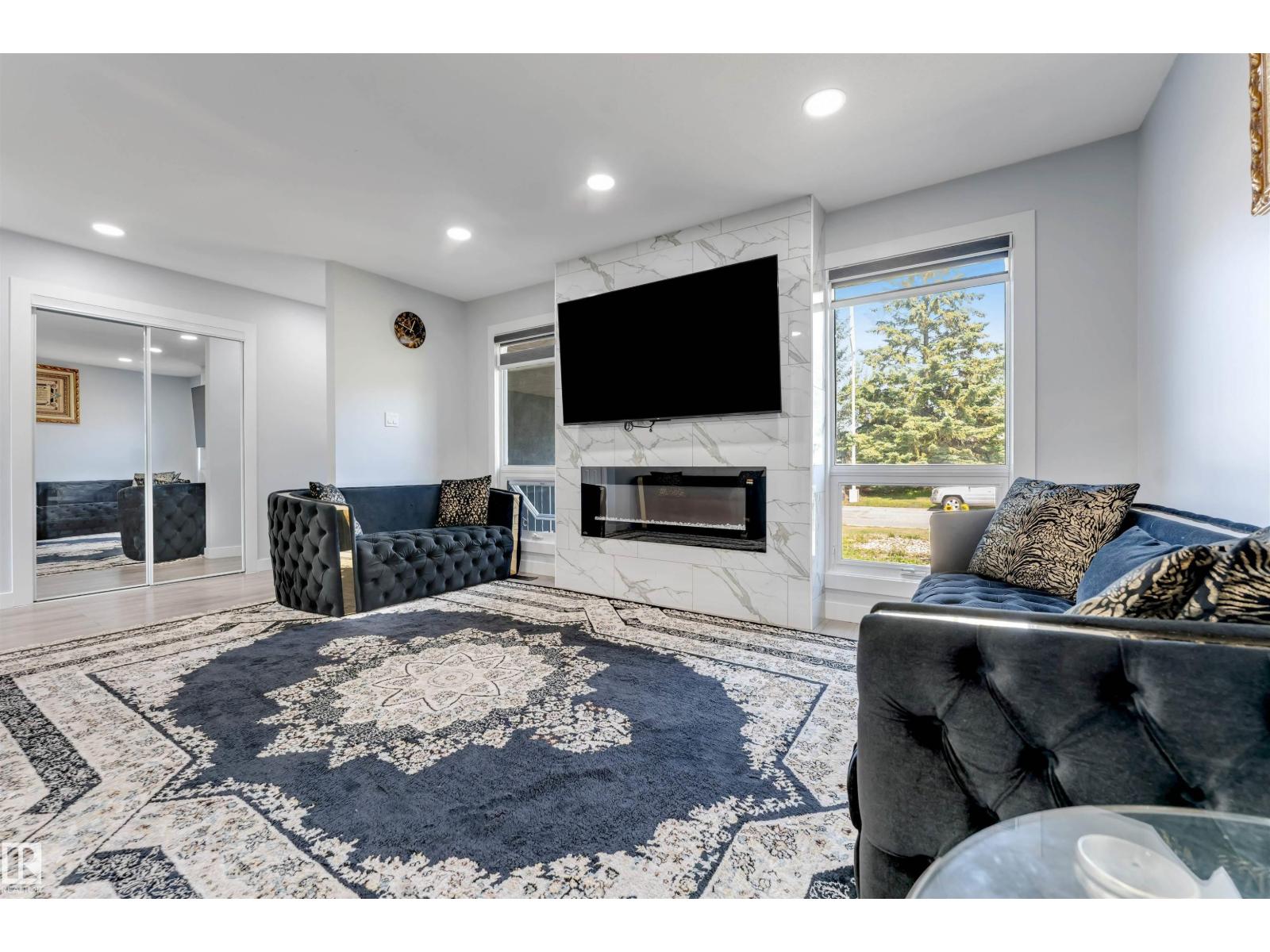 7419 33 AV NW - Image 12