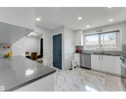 7419 33 Av Nw, Edmonton, AB T6K1J5 Photo 15