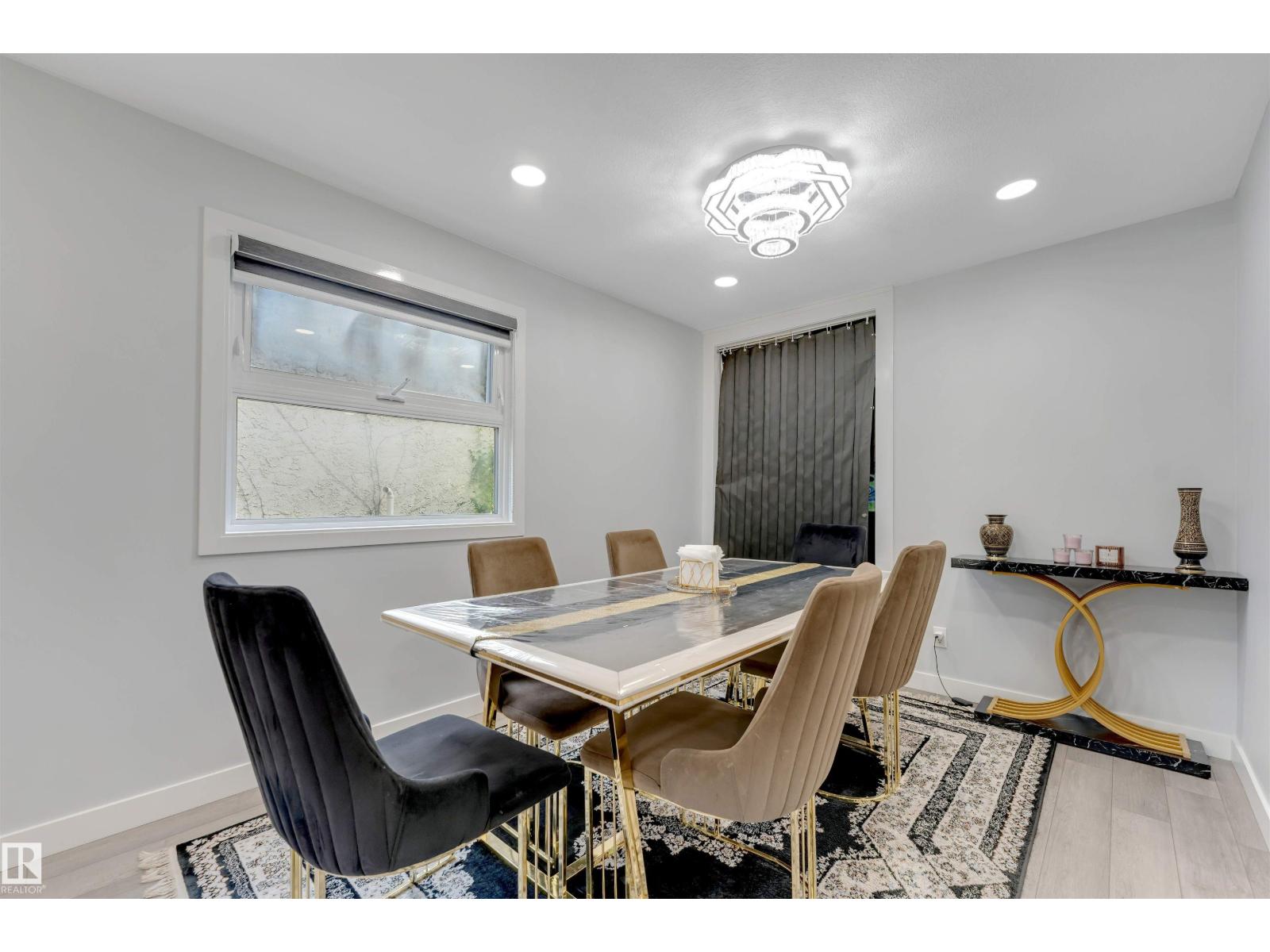 7419 33 AV NW - 19
