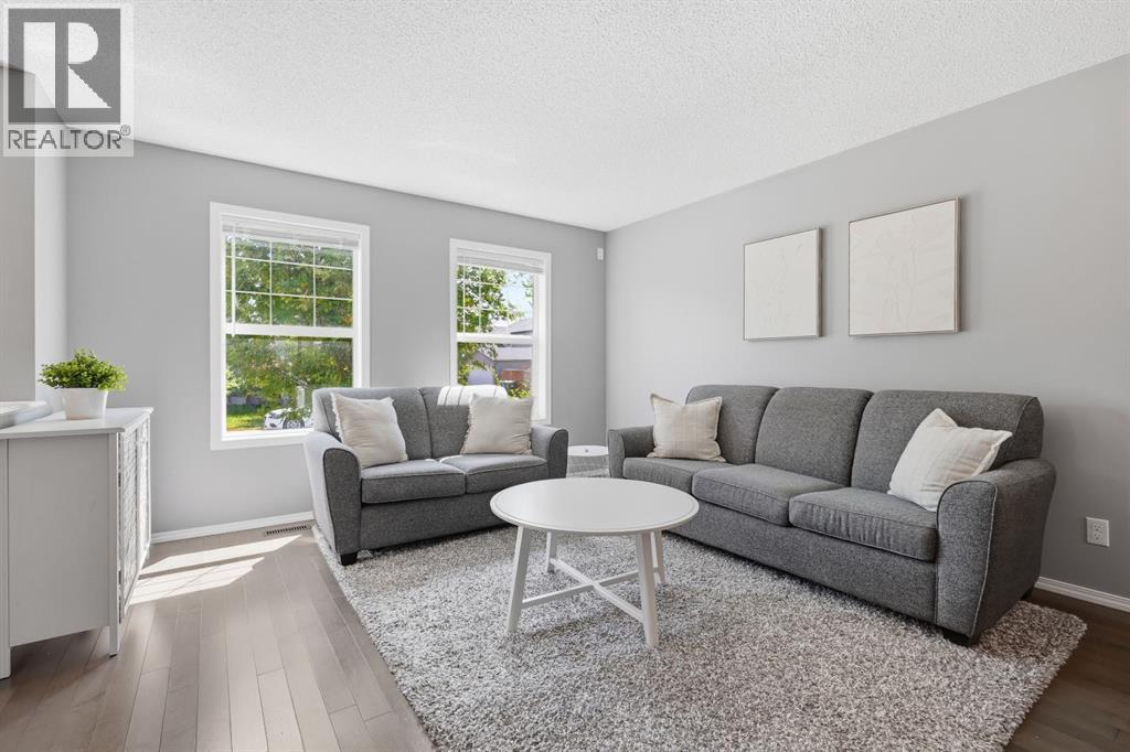 4008 New Brighton Grove SE, New Brighton, Calgary photo 4