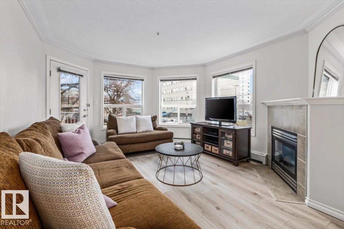 #206 9938 104 ST NW - 15