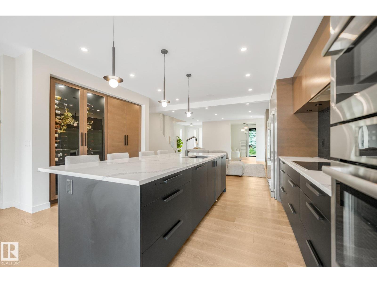 10925 UNIVERSITY AV NW - 13