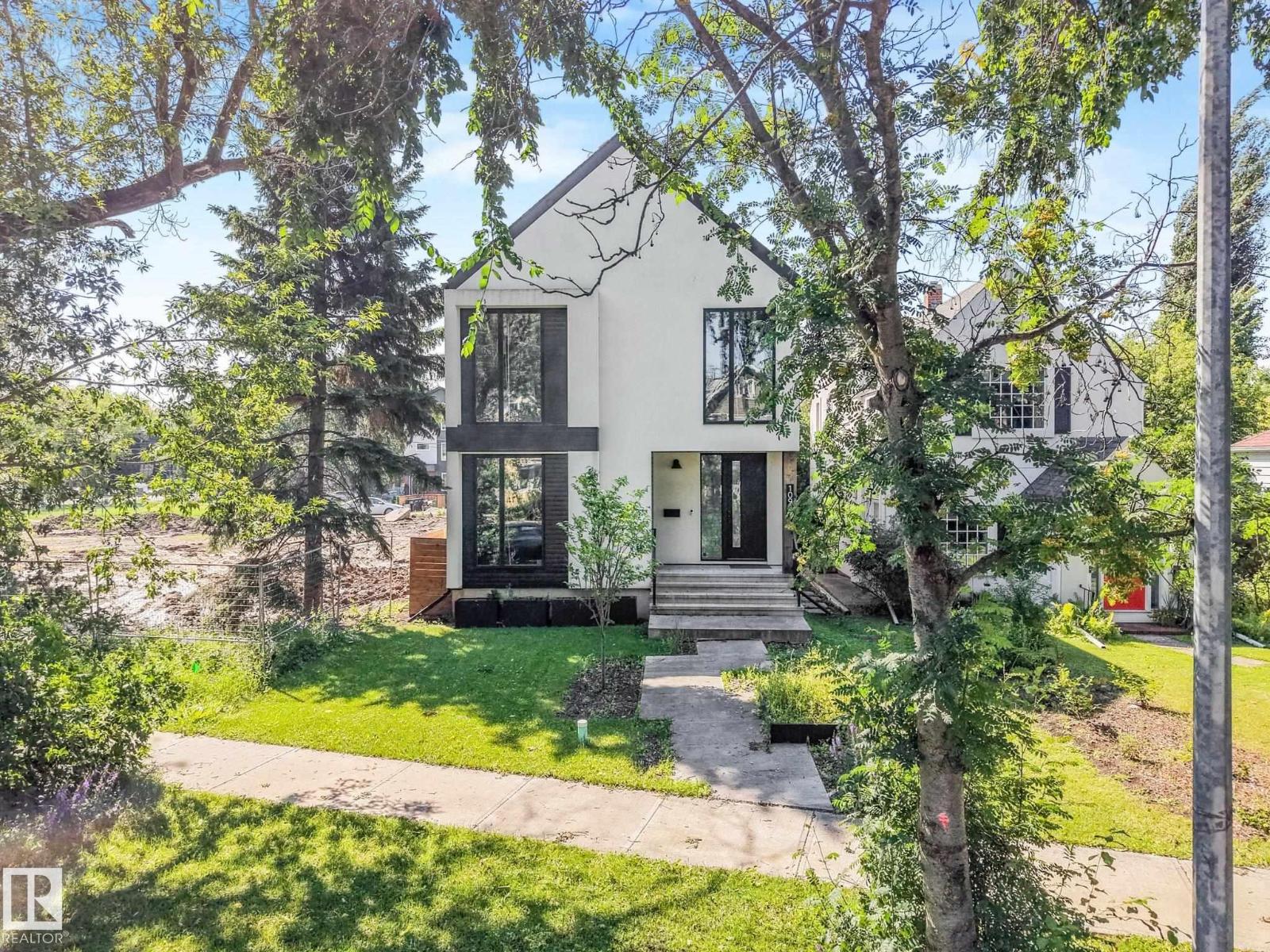 10925 UNIVERSITY AV NW - 64