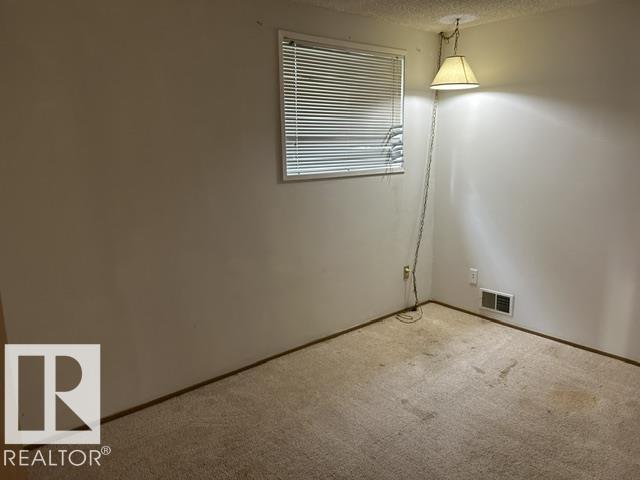 8011 188 ST NW - 33