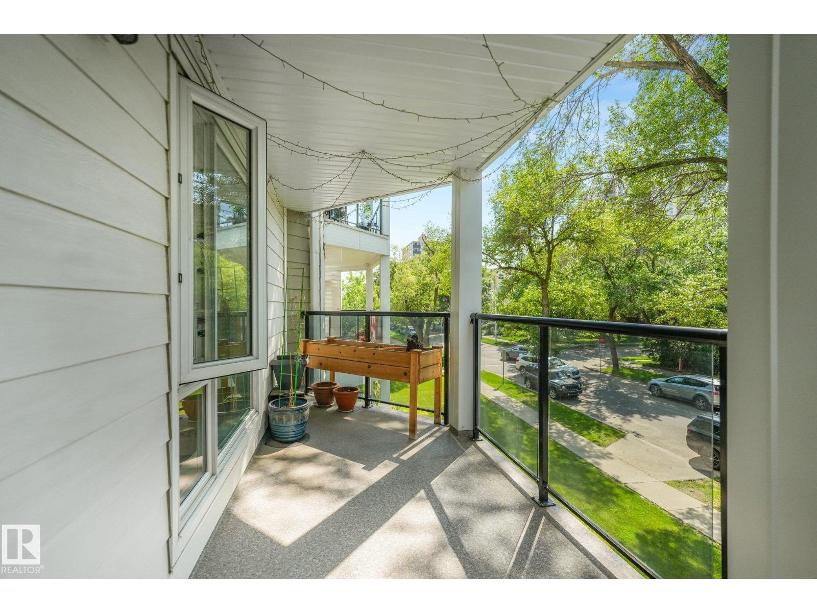 #206, 9905 112 ST NW - 11