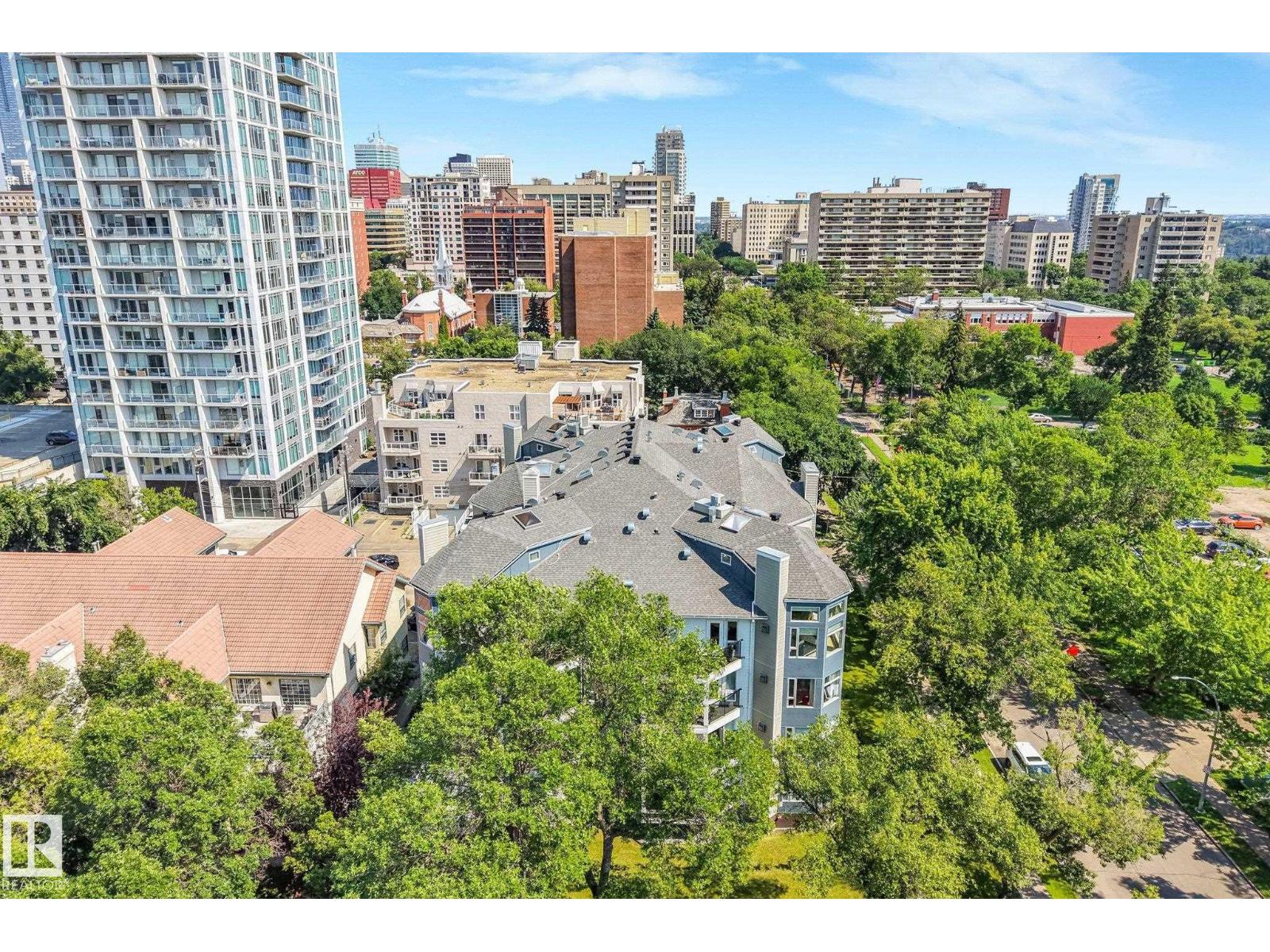 #206, 9905 112 ST NW - 40