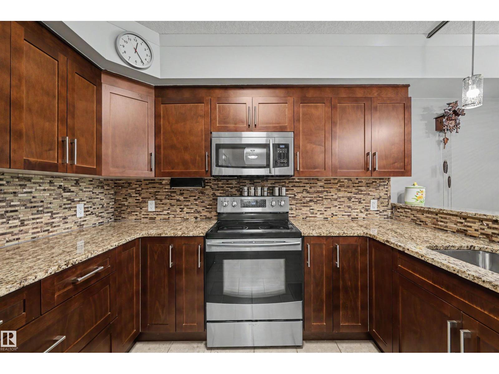 #304 100 Crystal LN - Image 11