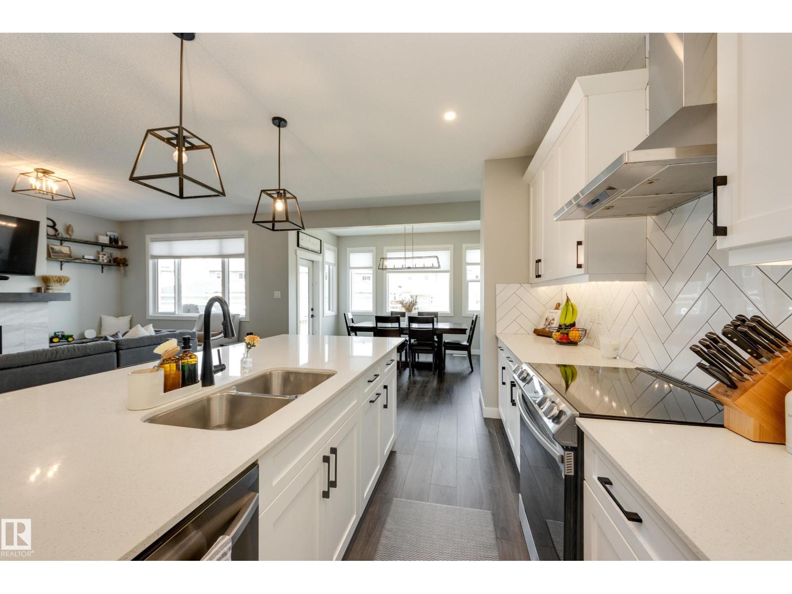 25 DALY Place - Photo 8