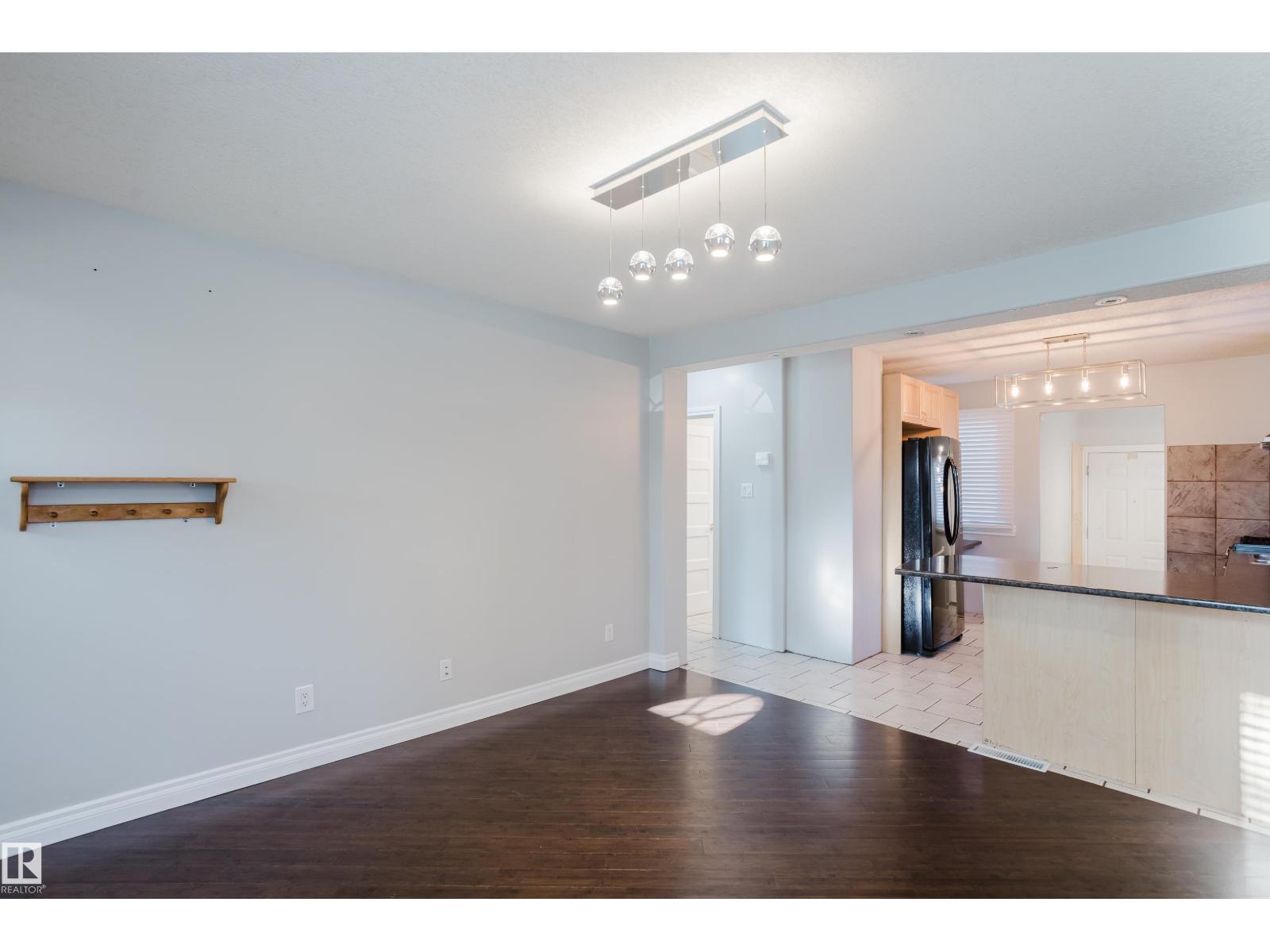 12431 81 ST NW, Elmwood Park, Edmonton photo 2