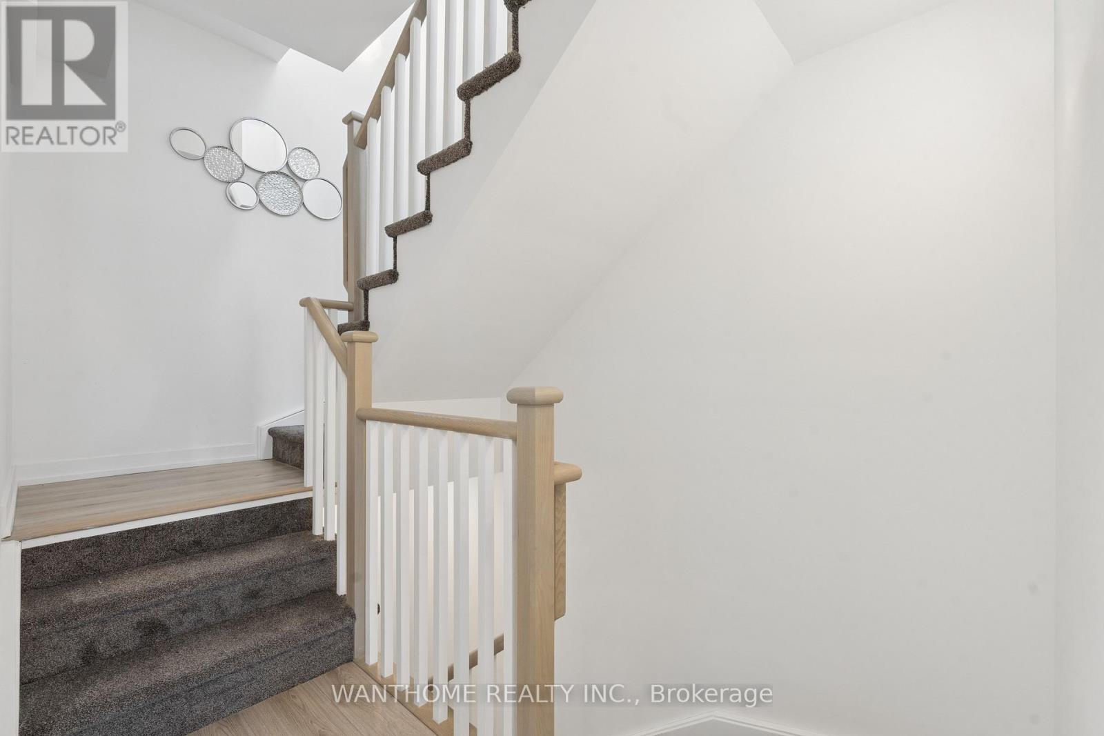 #15 861 SHEPPARD AVENUE W - 31