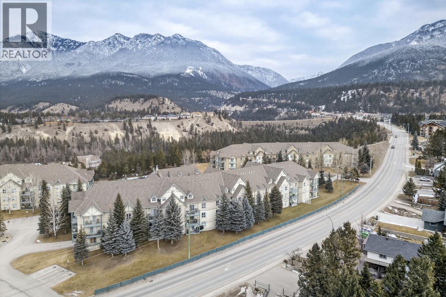 4767 Forsters Landing Road Unit# 205, Radium Hot Springs