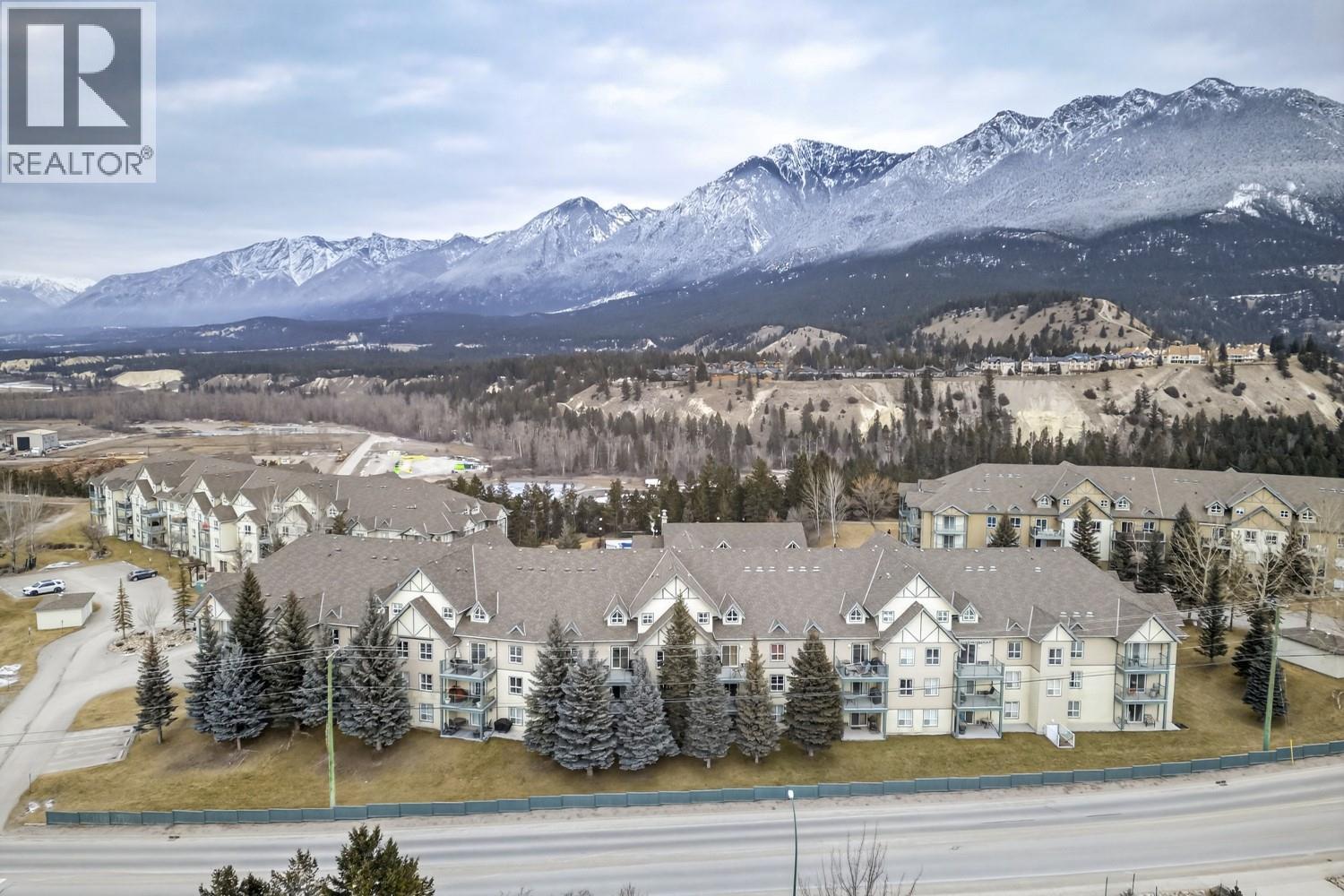 4767 Forsters Landing Road Unit# 205, Radium Hot Springs