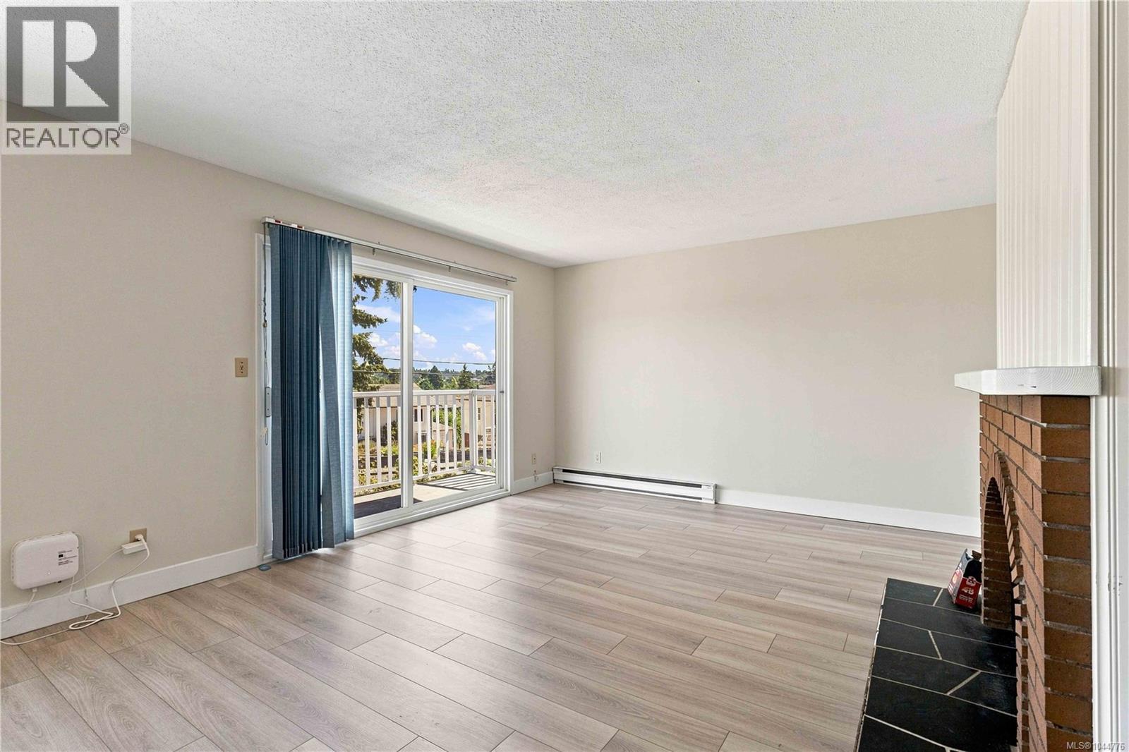  2940 Cedar Hill Road, Victoria