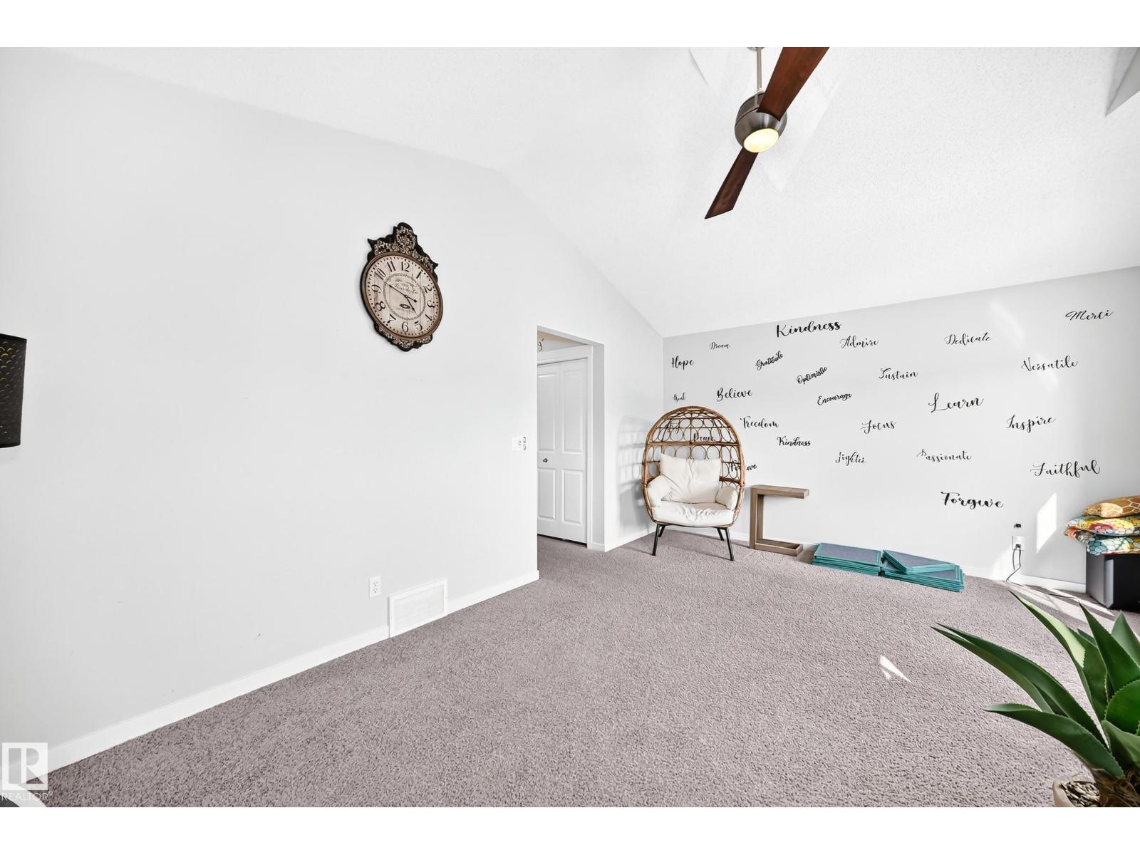 6122 175A AV NW - 33