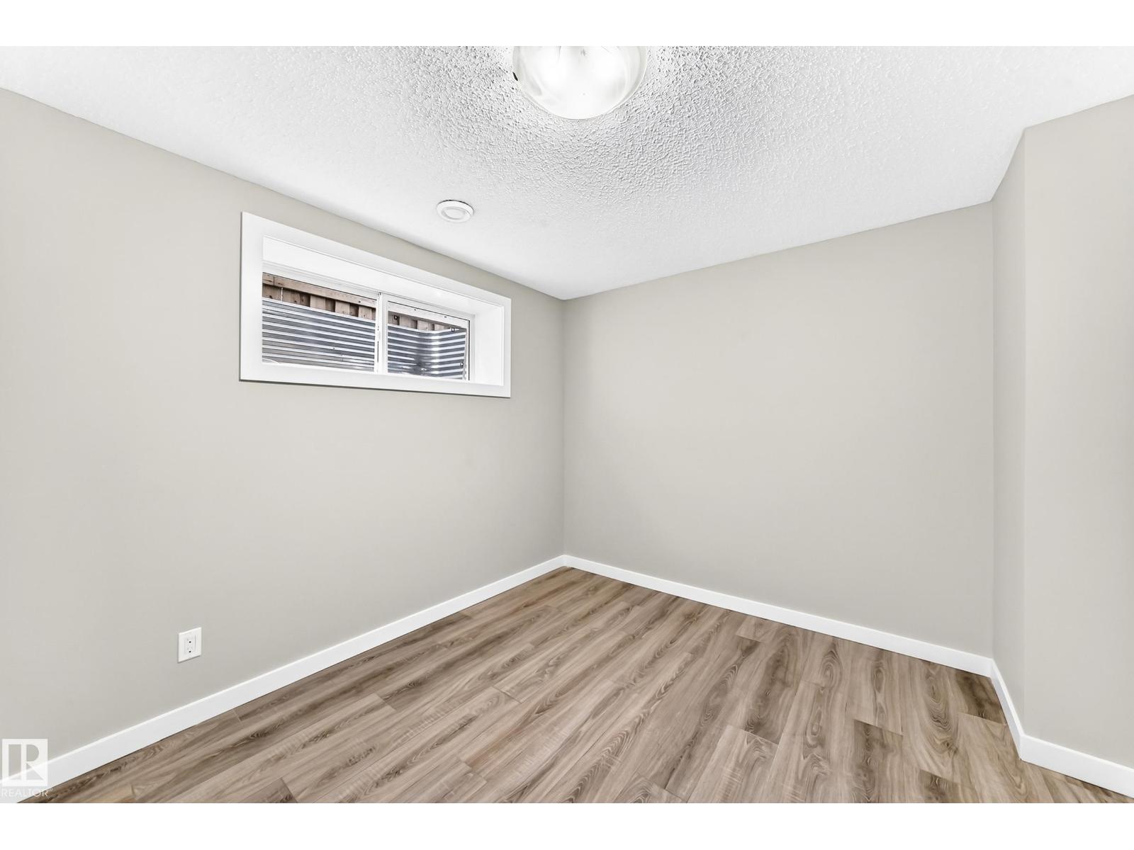 6122 175A AV NW - 42
