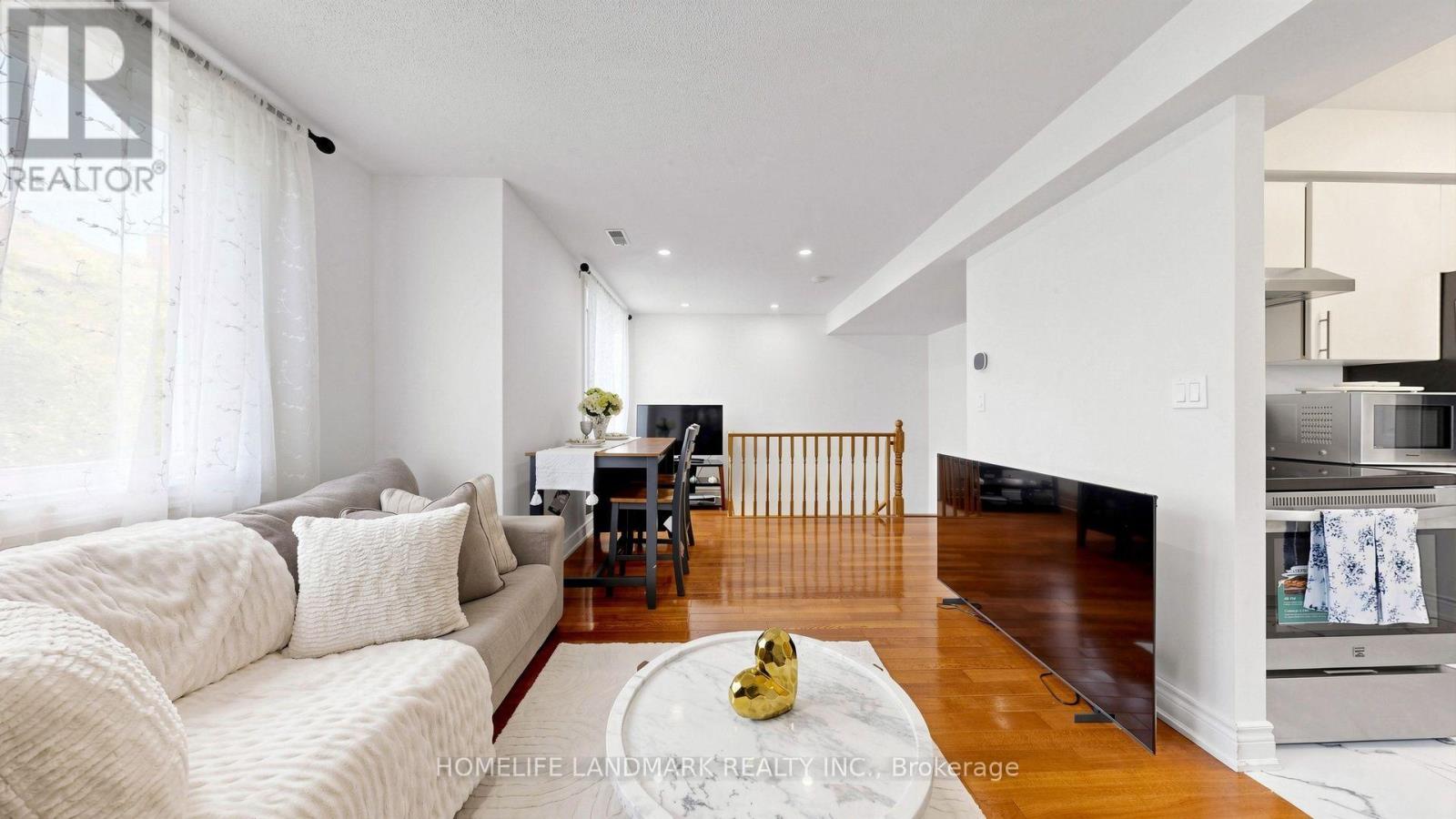 #318 75 WELDRICK ROAD E - 12