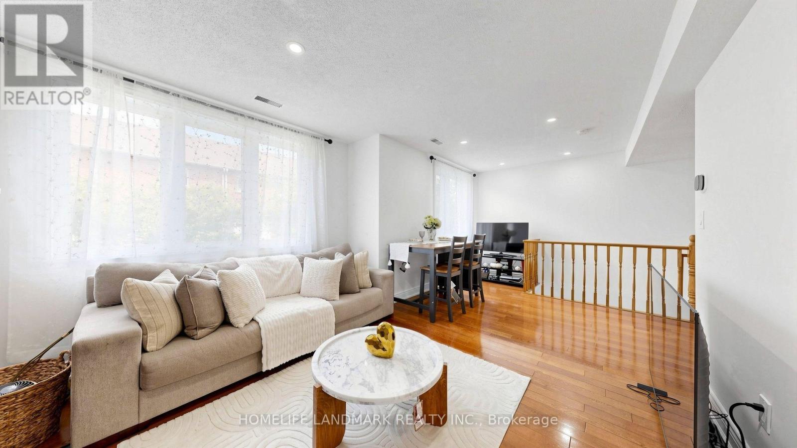 #318 75 WELDRICK ROAD E - 14