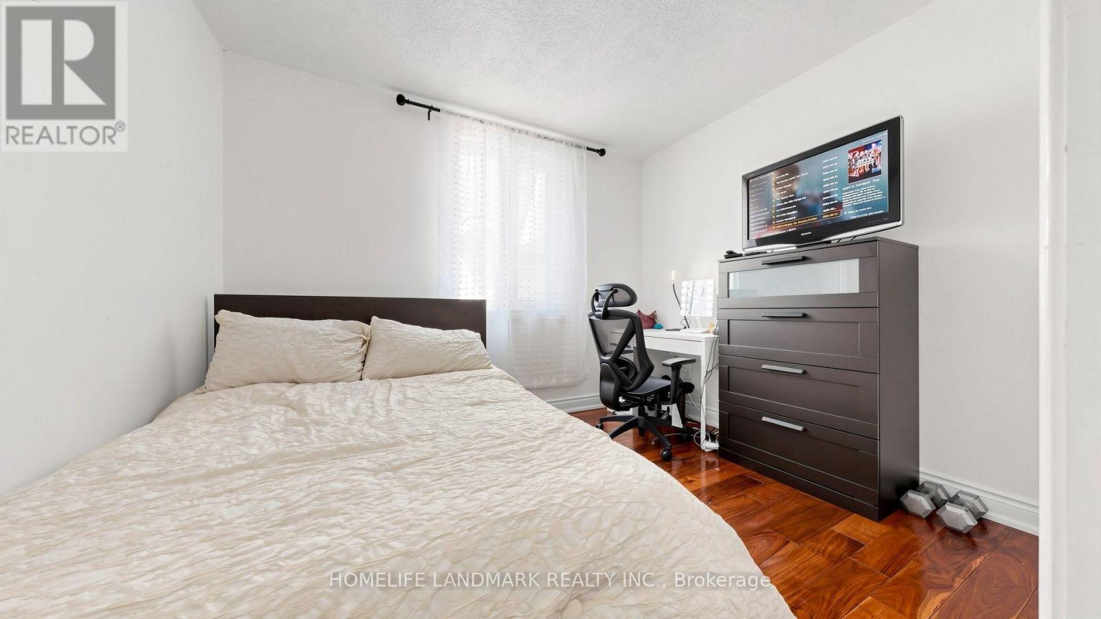 #318 75 WELDRICK ROAD E - 24