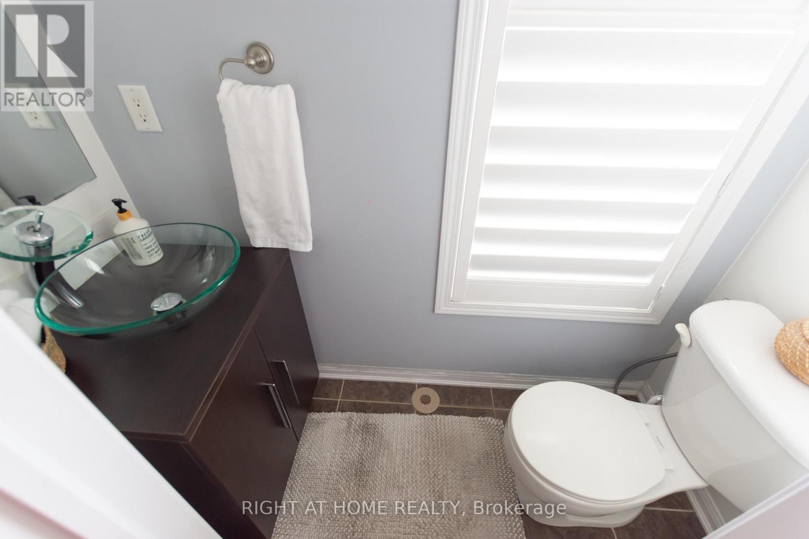 221 PROSSER CIRCLE - 21