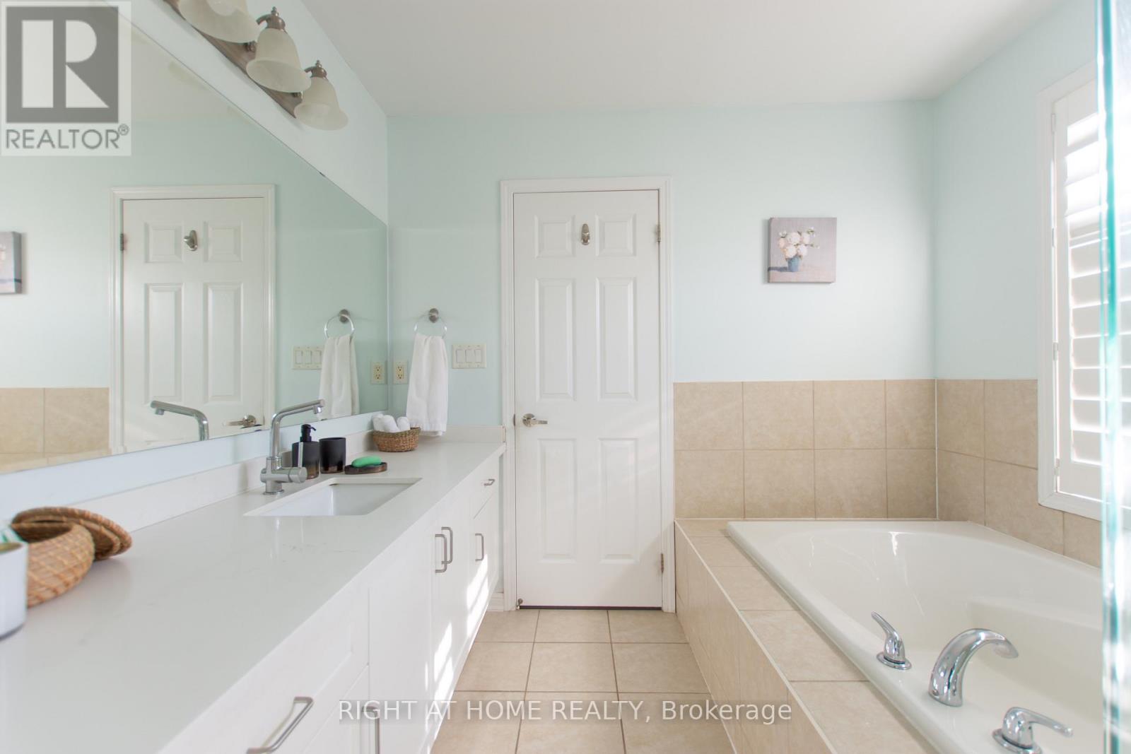 221 PROSSER CIRCLE - 34