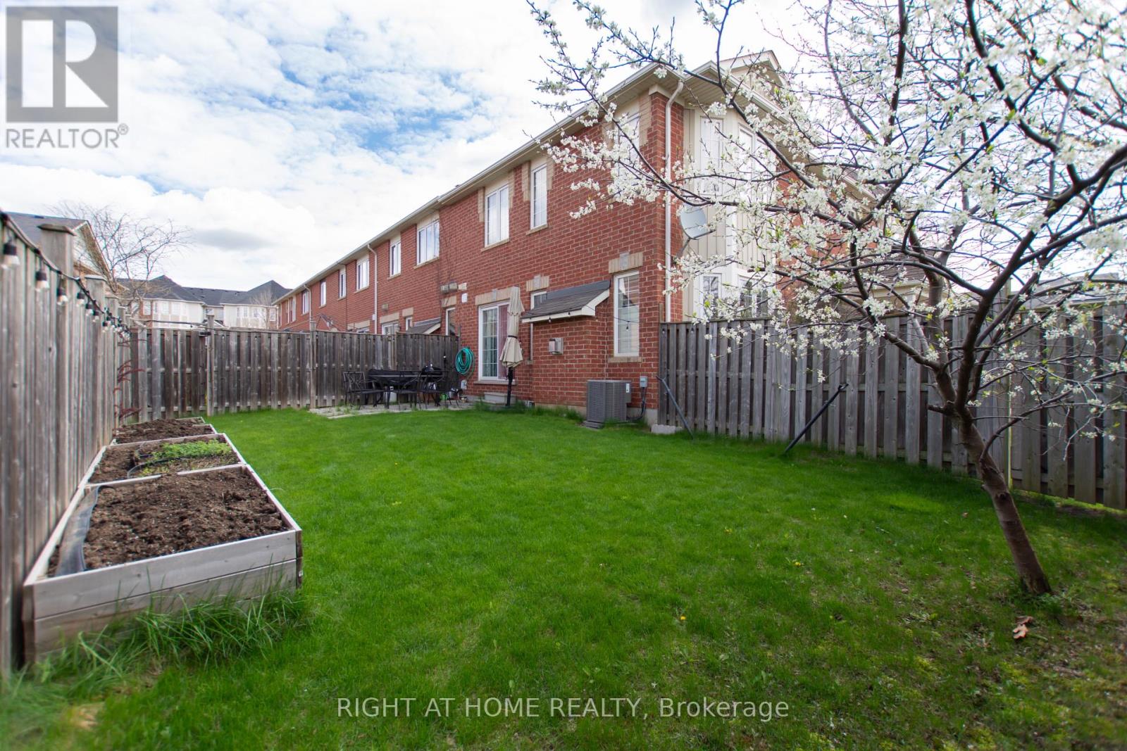 221 PROSSER CIRCLE - 43