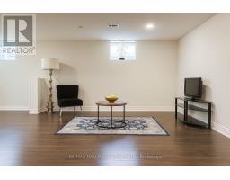 92 Weldrick Road E, Richmond Hill, ON L4C8T7 Photo 23