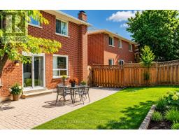 92 Weldrick Road E, Richmond Hill, ON L4C8T7 Photo 30