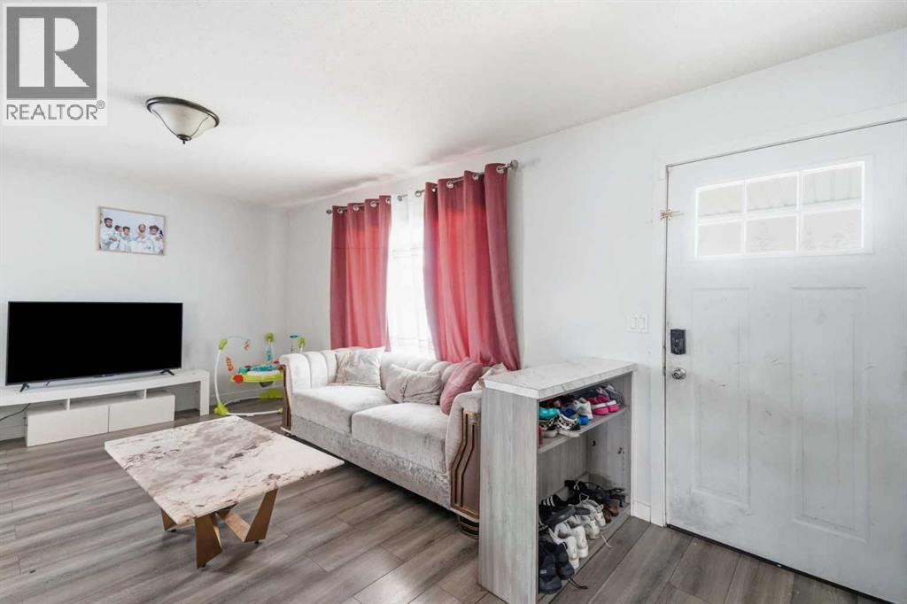 40 Penworth Place SE - 4