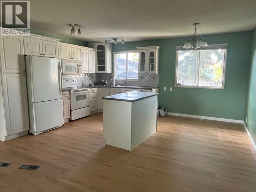 5820 Rundlehorn Drive NE - 3