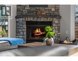 Foyer - 610 Larch Place, Canmore, AB T1W1S1 Photo 10
