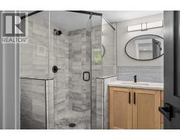 610 Larch Place, Canmore, AB T1W1S1 Photo 30