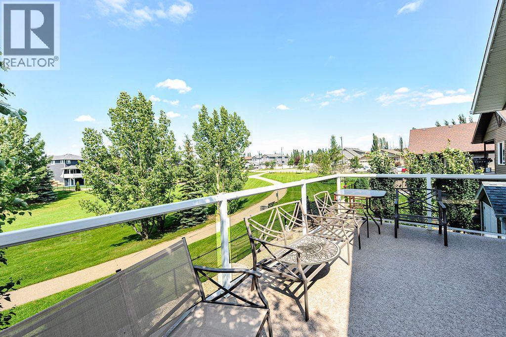5206 33A Avenue - 38