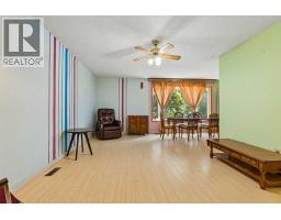 189 Whitaker Close NE - photo 4