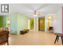 189 Whitaker Close NE - photo 5