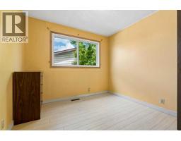 189 Whitaker Close NE - photo 11