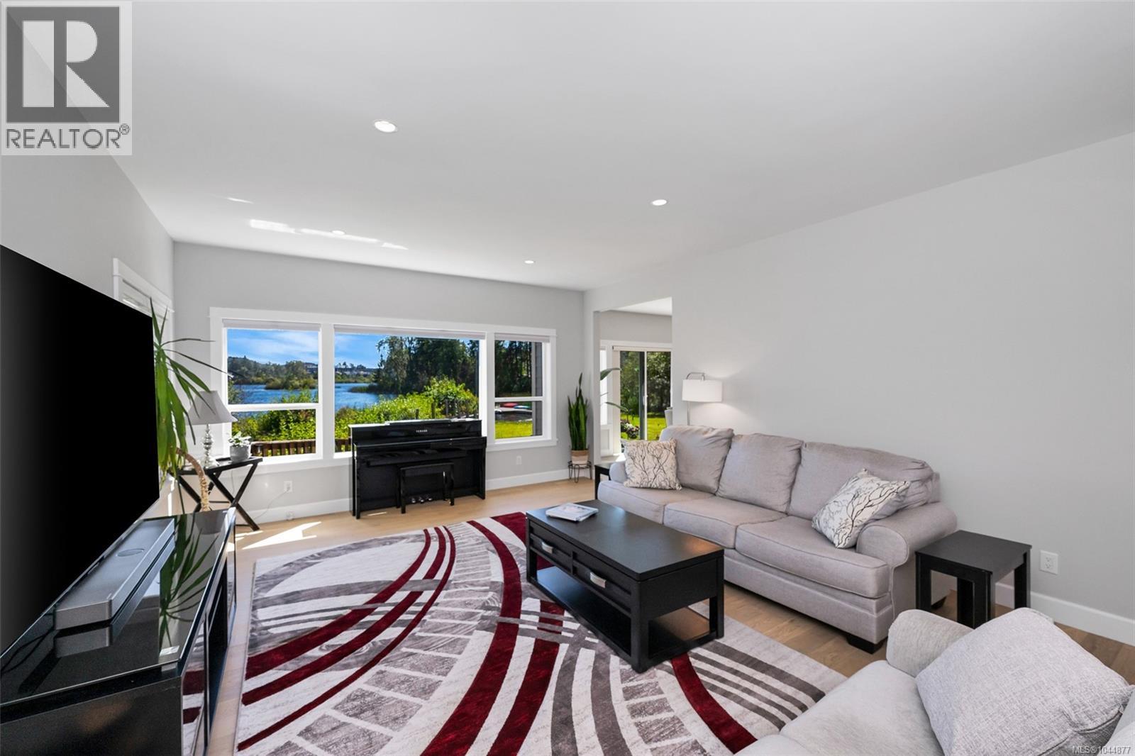  2717 Panda Place, Langford